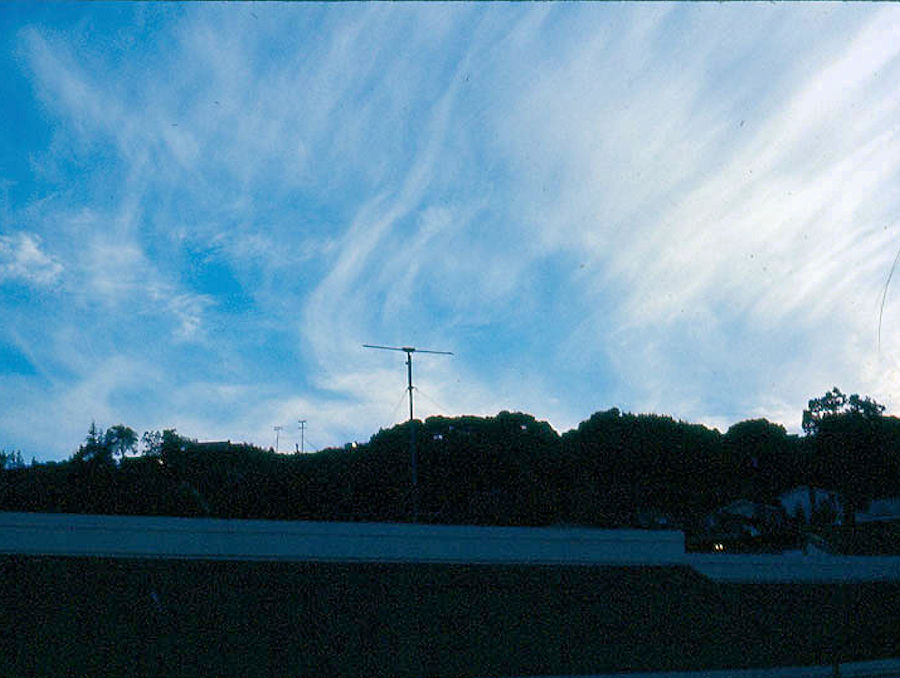 KPVH 850,Pinole Valley High School, Pinole, The KPVH FM Antenna on the Roof of Pinole Valley High 
									School in 1974
